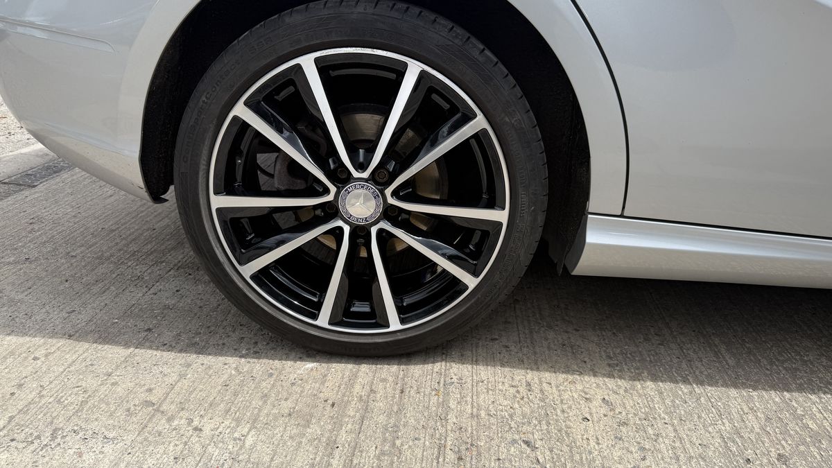 Mercedes diamond cut alloy